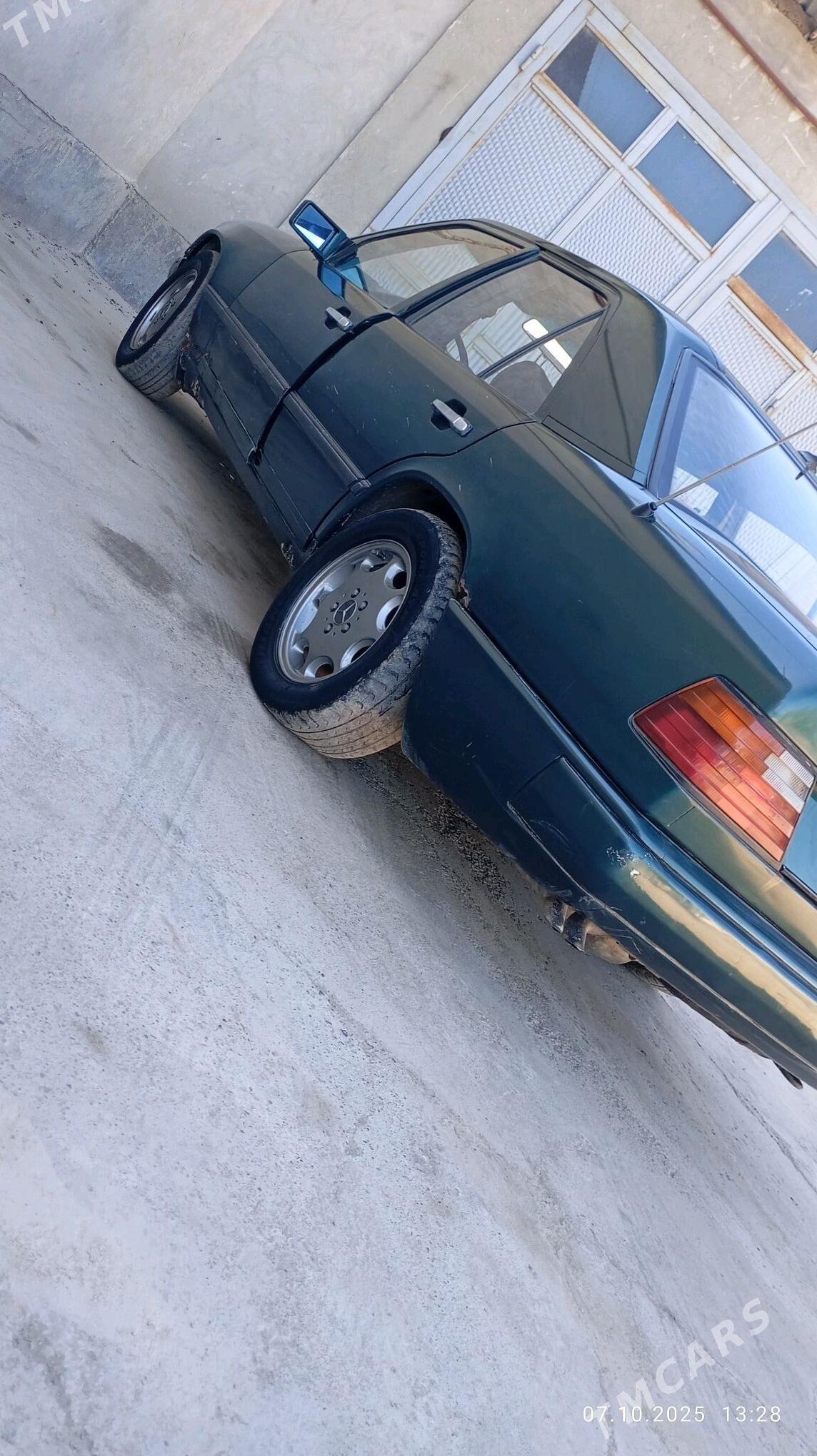 Mercedes-Benz 230E 1987 - 30 000 TMT - Кёнеургенч - img 1