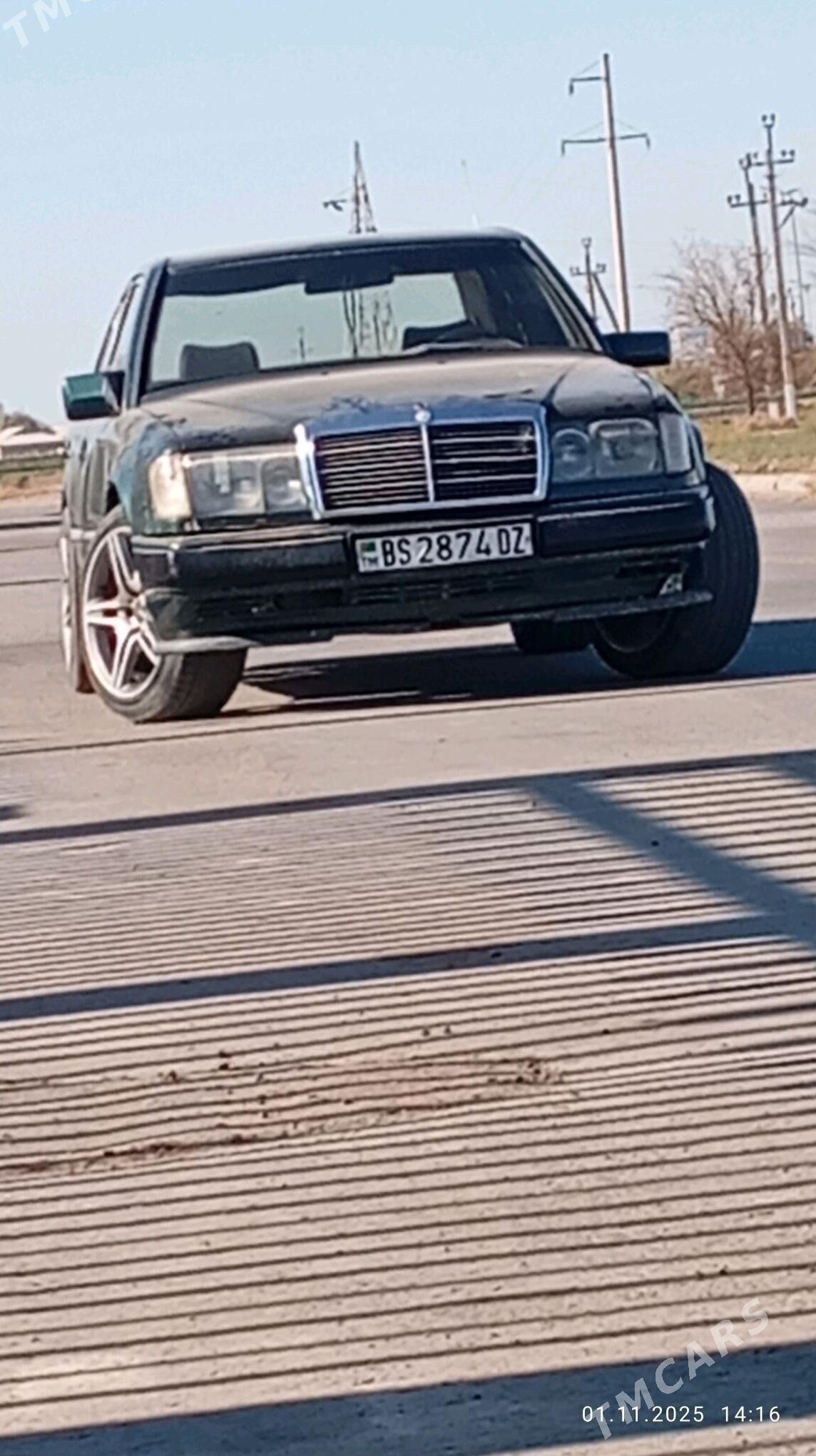 Mercedes-Benz 230E 1987 - 30 000 TMT - Кёнеургенч - img 4