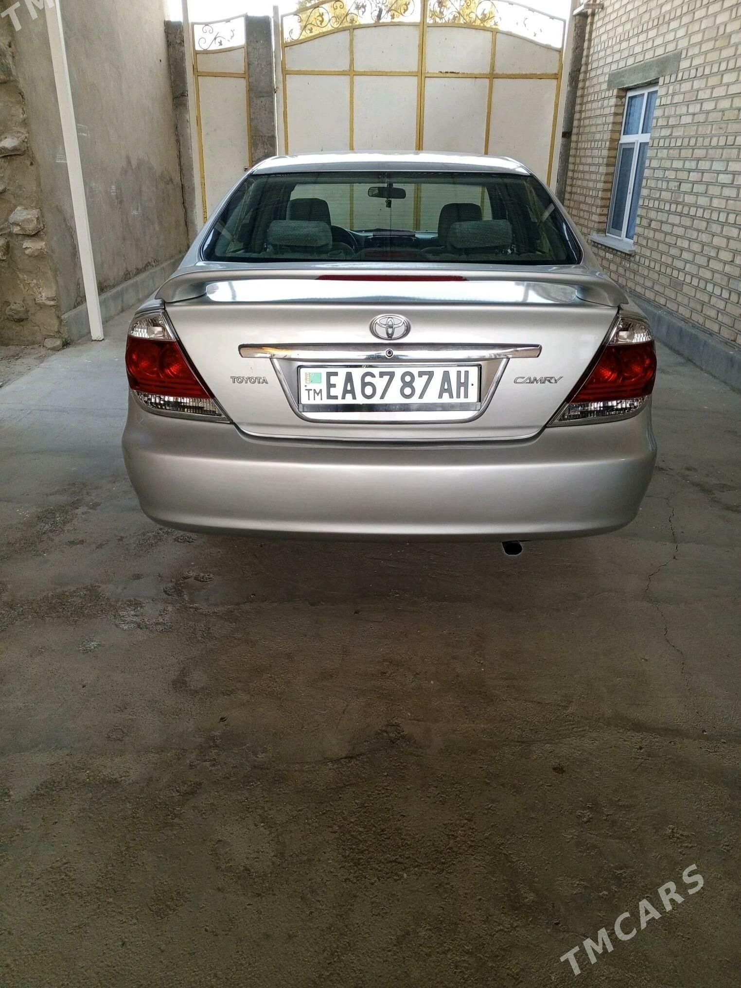 Toyota Camry 2004 - 145 000 TMT - Bäherden - img 3