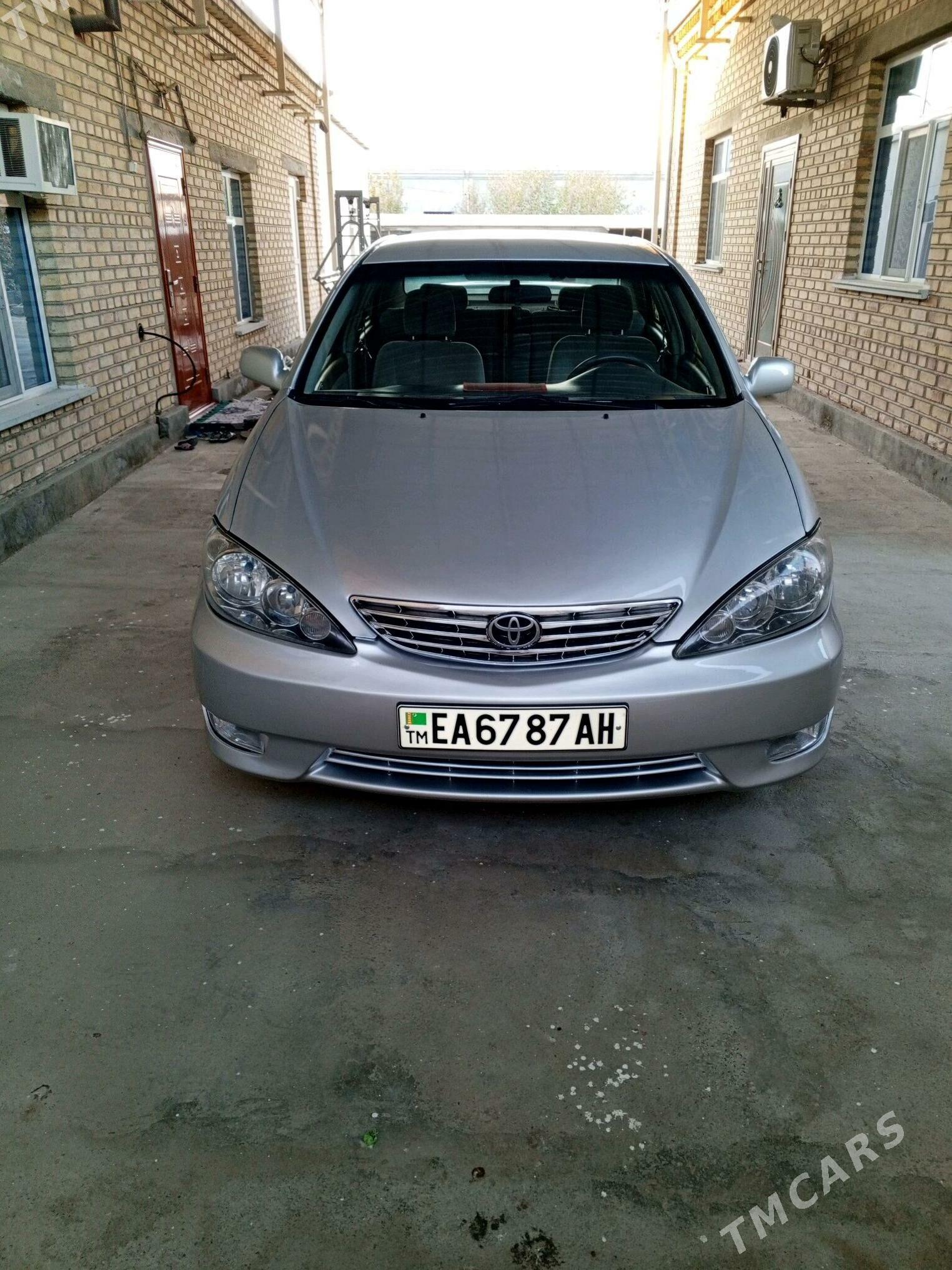 Toyota Camry 2004 - 145 000 TMT - Bäherden - img 2