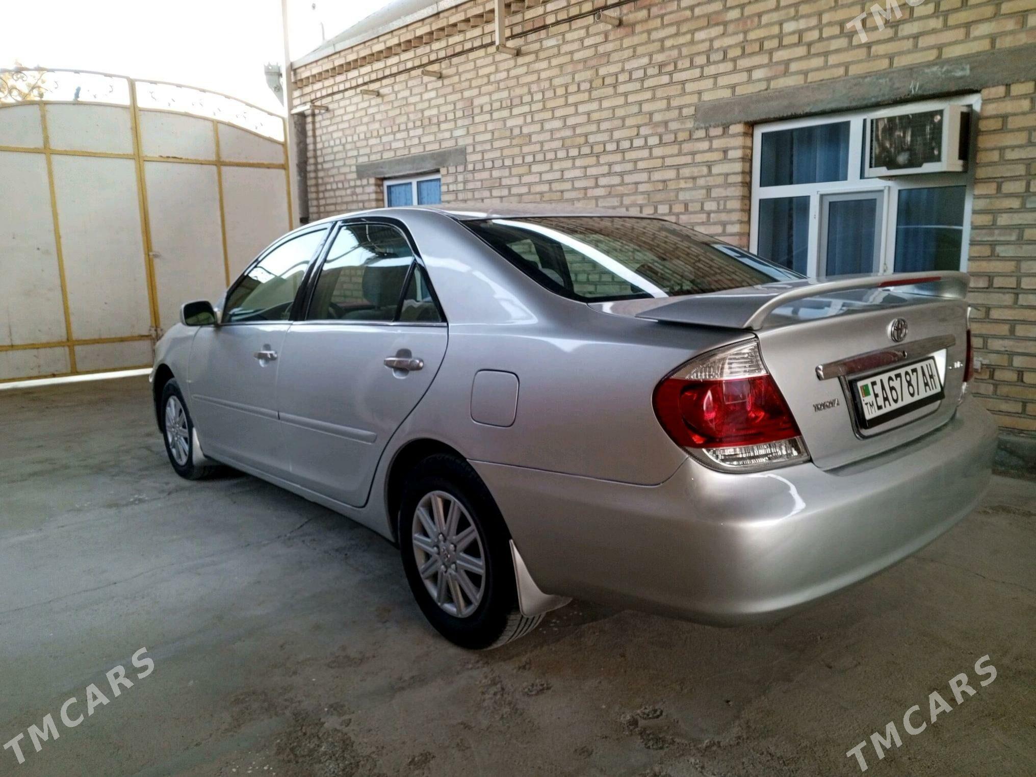 Toyota Camry 2004 - 145 000 TMT - Bäherden - img 7