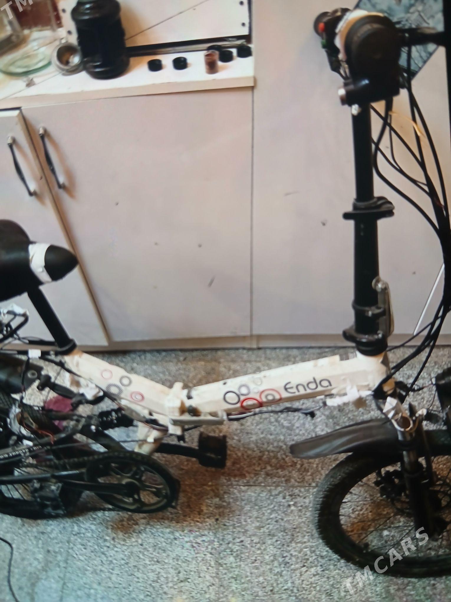 tigir tokly elektronny - Moskowskiý köç. (10 ýyl abadançylyk şaýoly) - img 2