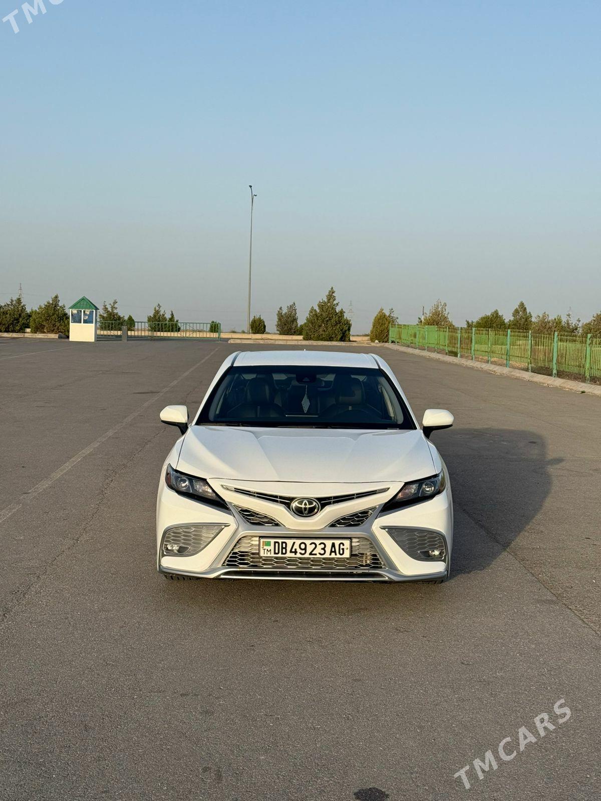 Toyota Camry 2021 - 320 000 TMT - Ашхабад - img 3