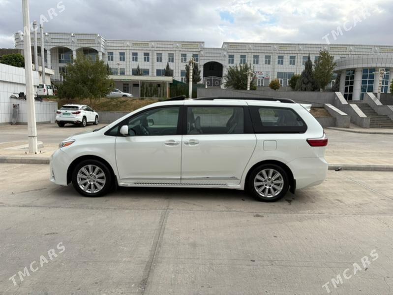 Toyota Sienna 2018 - 390 000 TMT - Ашхабад - img 7