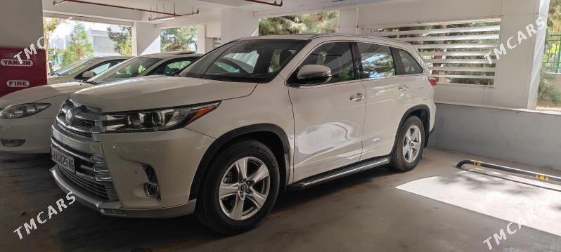 Toyota Highlander 2018 - 445 000 TMT - Ашхабад - img 2