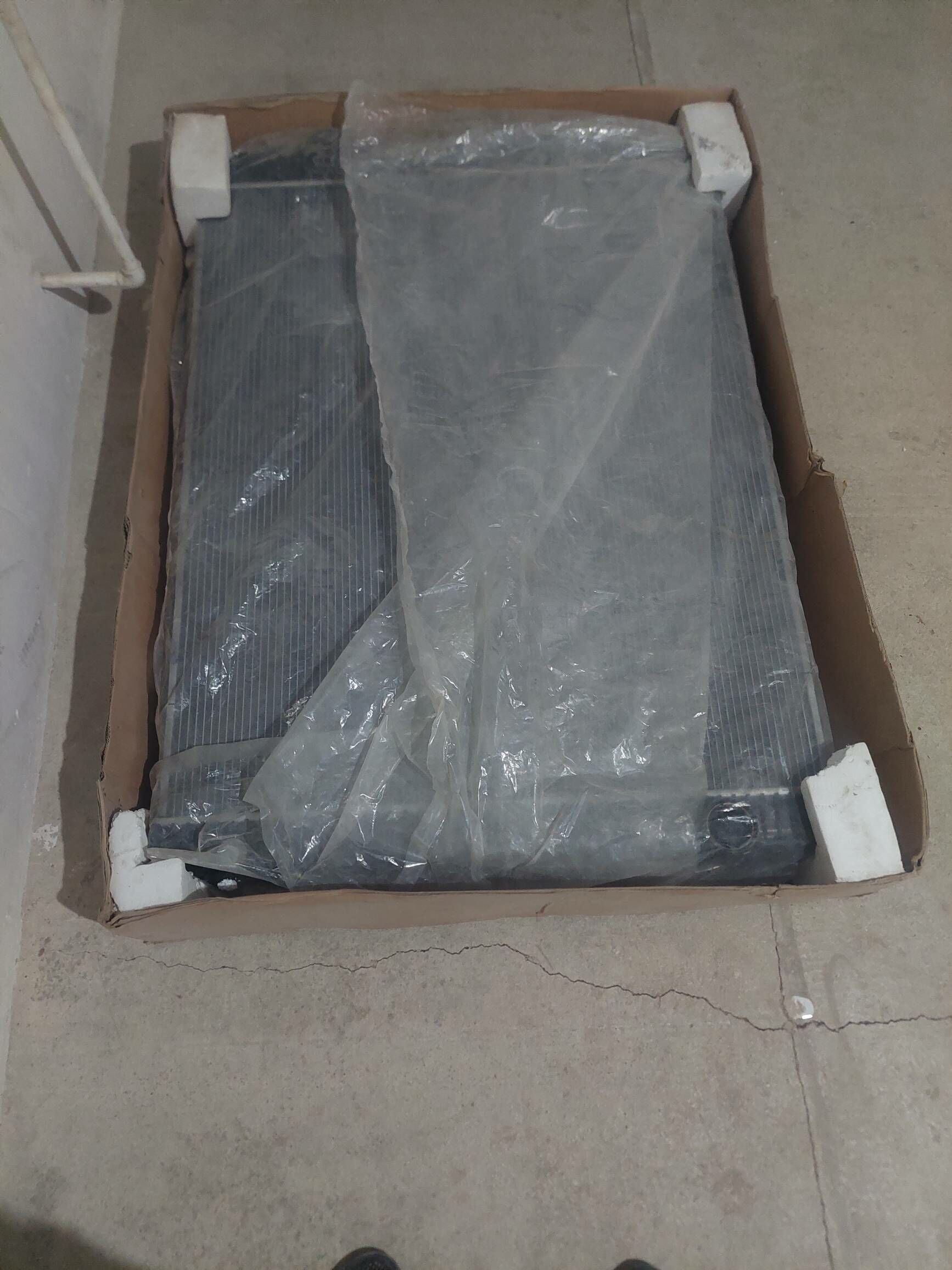 Radiator Mercedes Agtros 8 000 TMT - Balkanabat - img 2