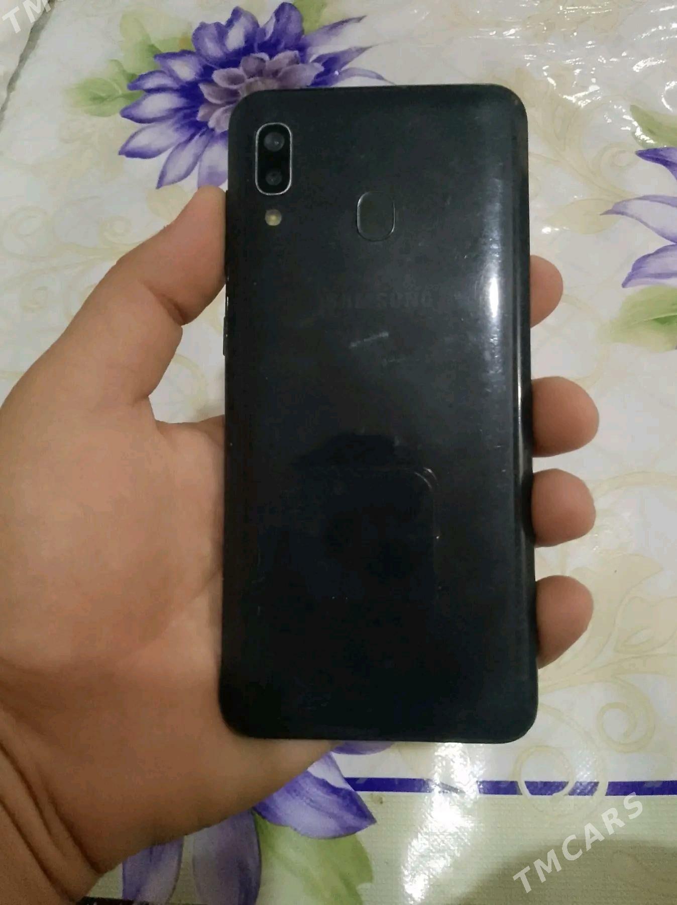 Samsung A 20 3  32 - Mary - img 4