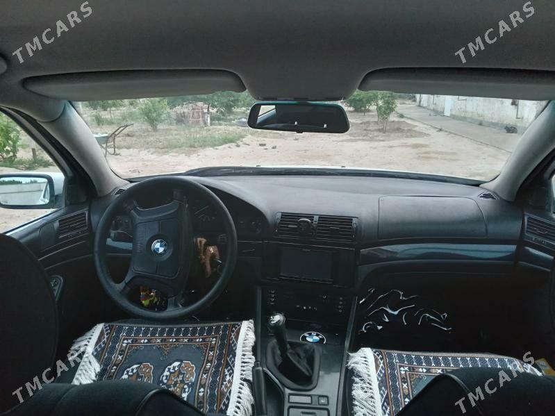 BMW E39 1999 - 70 000 TMT - Туркменбаши - img 4