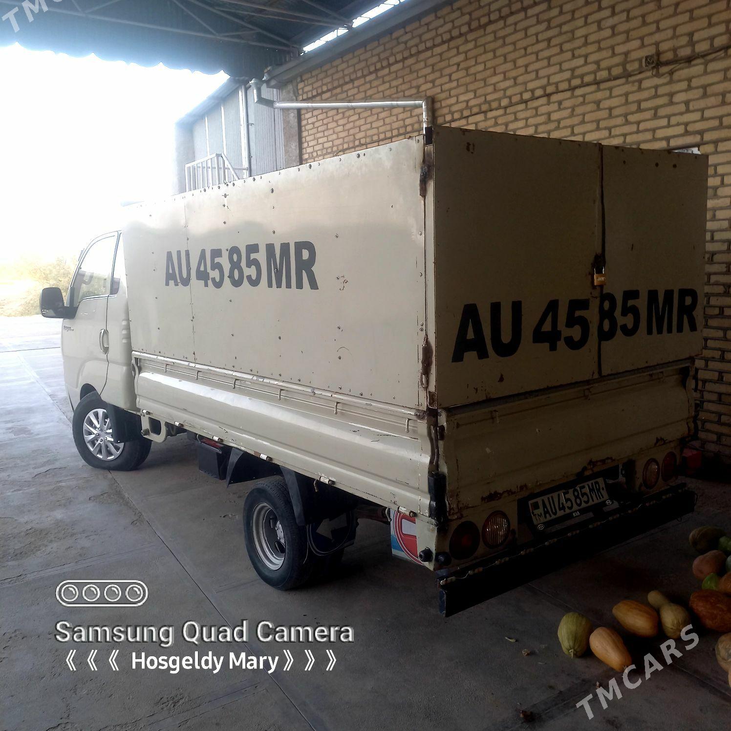 Kia Bongo 2004 - 140 000 TMT - Мургап - img 3