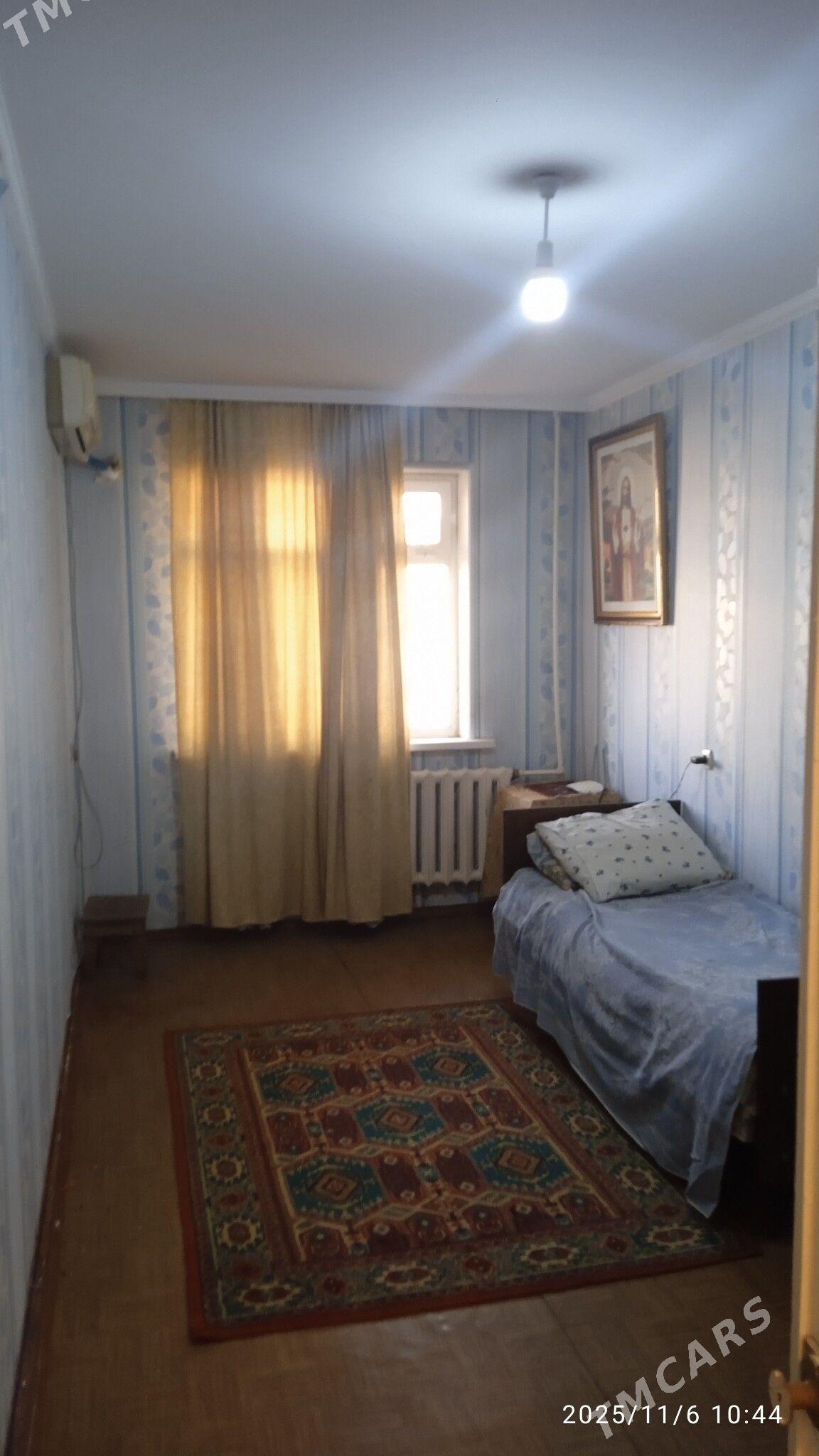 квартира  374 квартале - Туркменабат - img 2