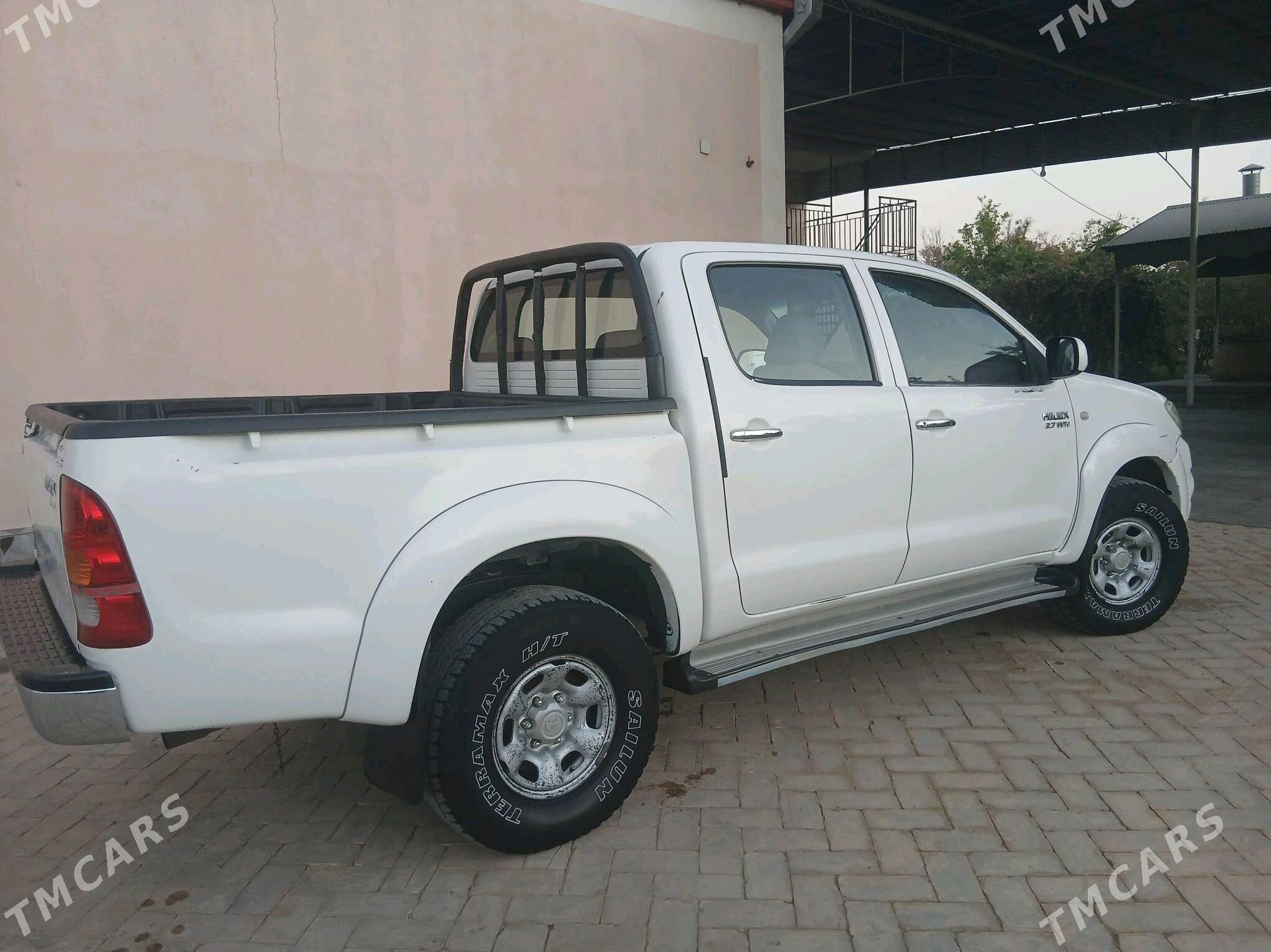 Toyota Hilux 2011 - 280 000 TMT - Туркменгала - img 2