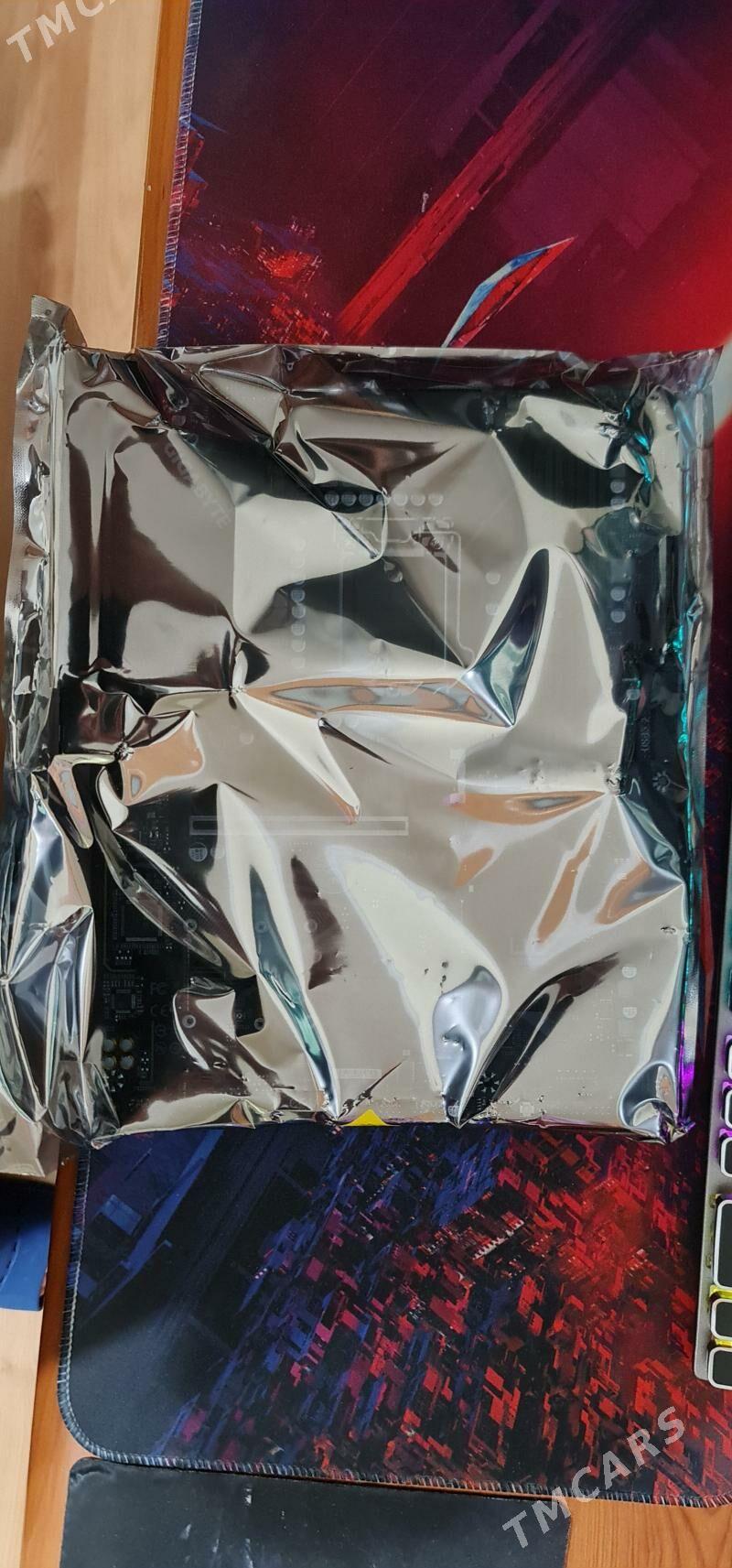 MB Gigabyte Z590 UD taze - Aşgabat - img 3