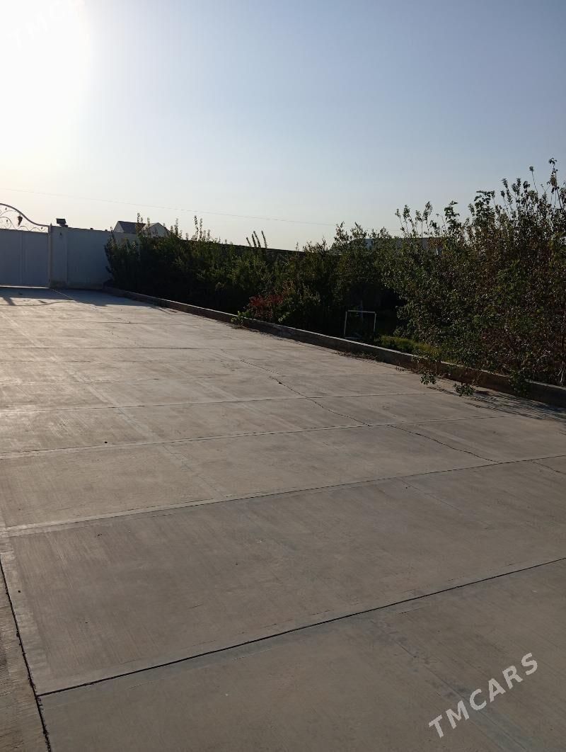 Mellek satlyk. - Байрамали - img 2