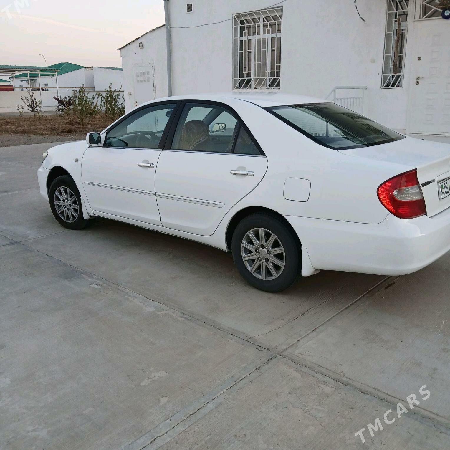 Toyota Camry 2004 - 160 000 TMT - Täze zaman - img 2