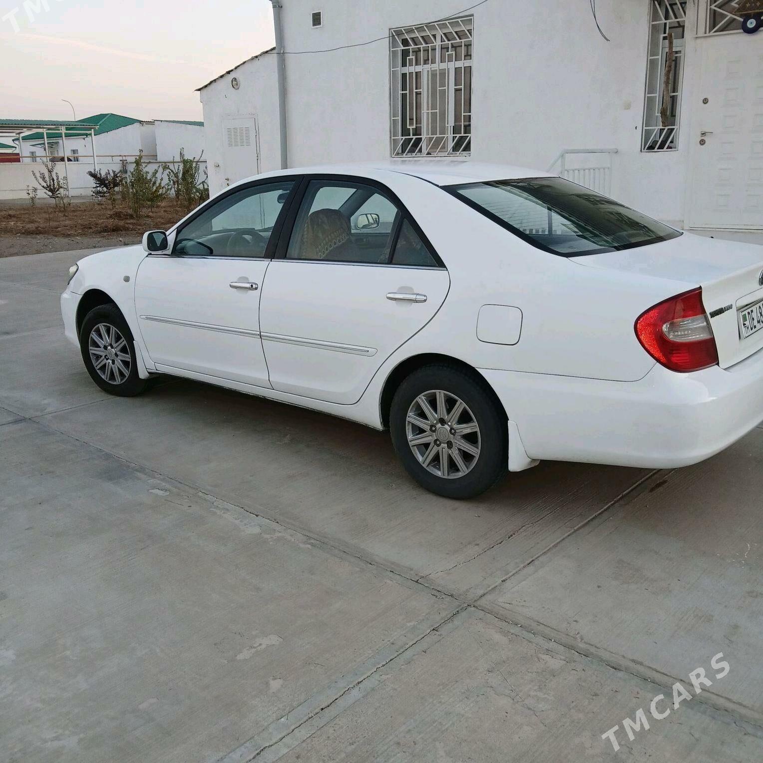 Toyota Camry 2004 - 160 000 TMT - Täze zaman - img 1
