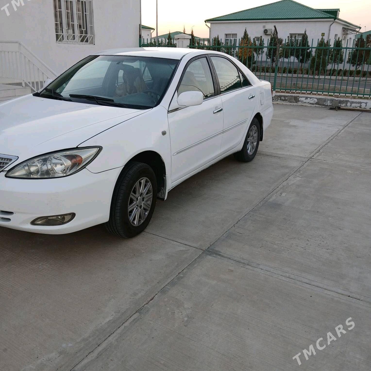 Toyota Camry 2004 - 160 000 TMT - Täze zaman - img 3