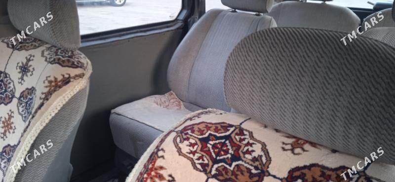 Toyota Previa 1995 - 69 000 TMT - Aşgabat - img 8