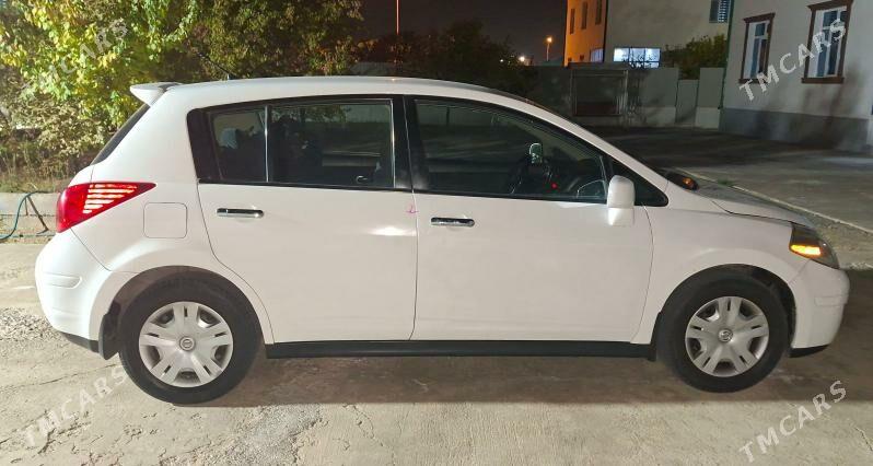 Nissan Versa 2010 - 140 000 TMT - Тязе заман - img 5