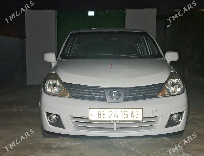 Nissan Versa 2010 - 140 000 TMT - Тязе заман - img 1