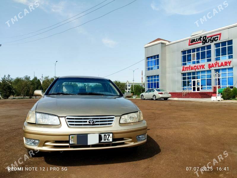 Toyota Camry 2000 - 116 000 TMT - Daşoguz - img 2
