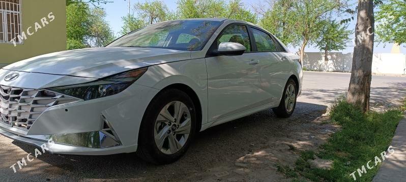 Hyundai Elantra 2022 - 205 000 TMT - Aşgabat - img 4