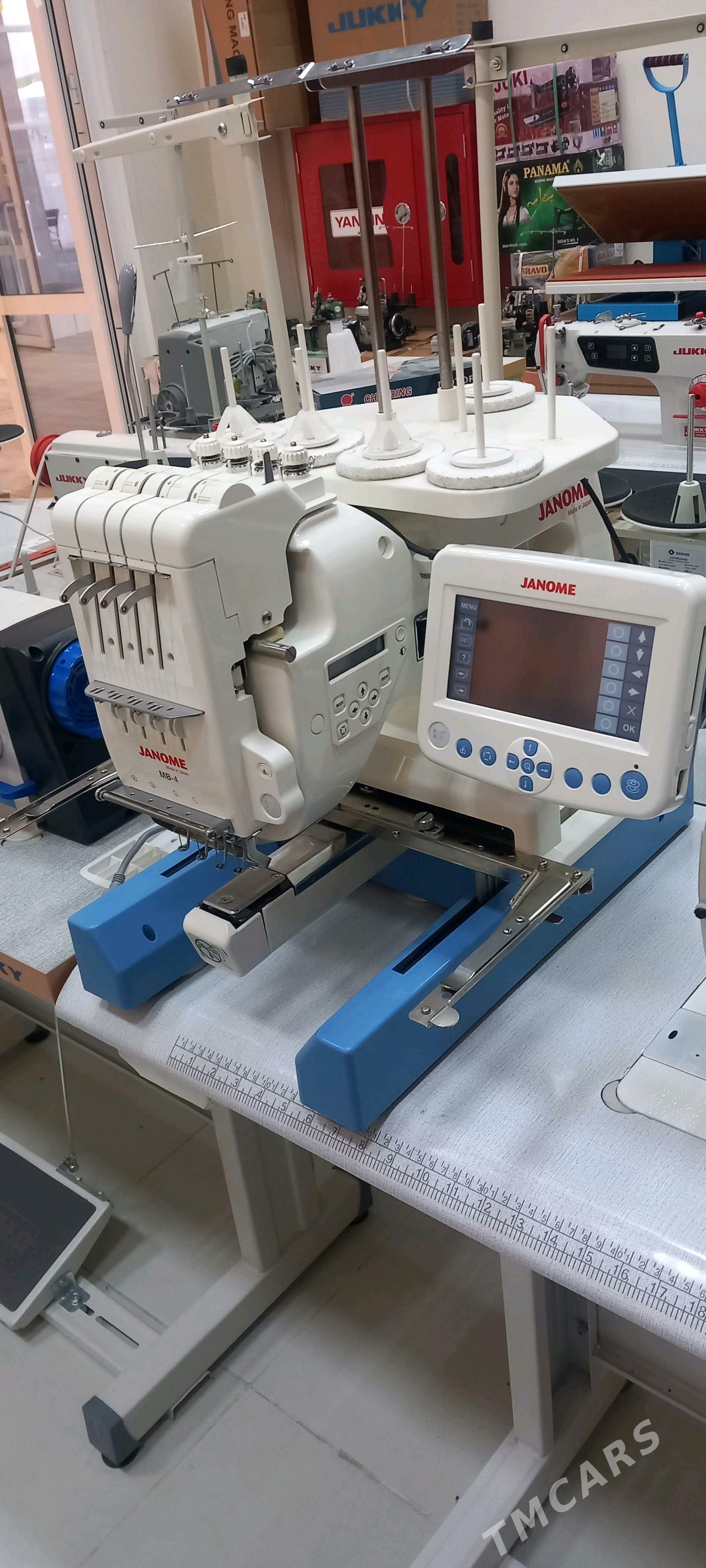 JANOME MB4 - Gurtly - img 2