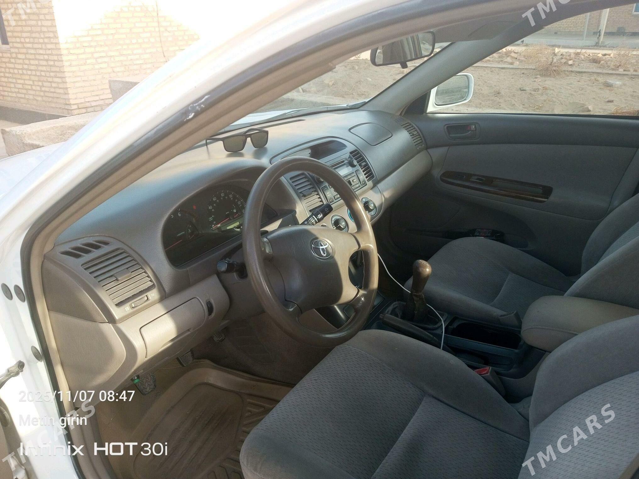 Toyota Camry 2002 - 130 000 TMT - Saýat - img 5