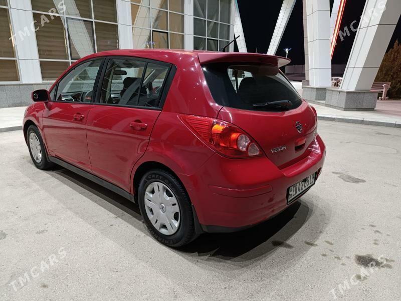 Nissan Versa 2010 - 115 000 TMT - Türkmenabat - img 2
