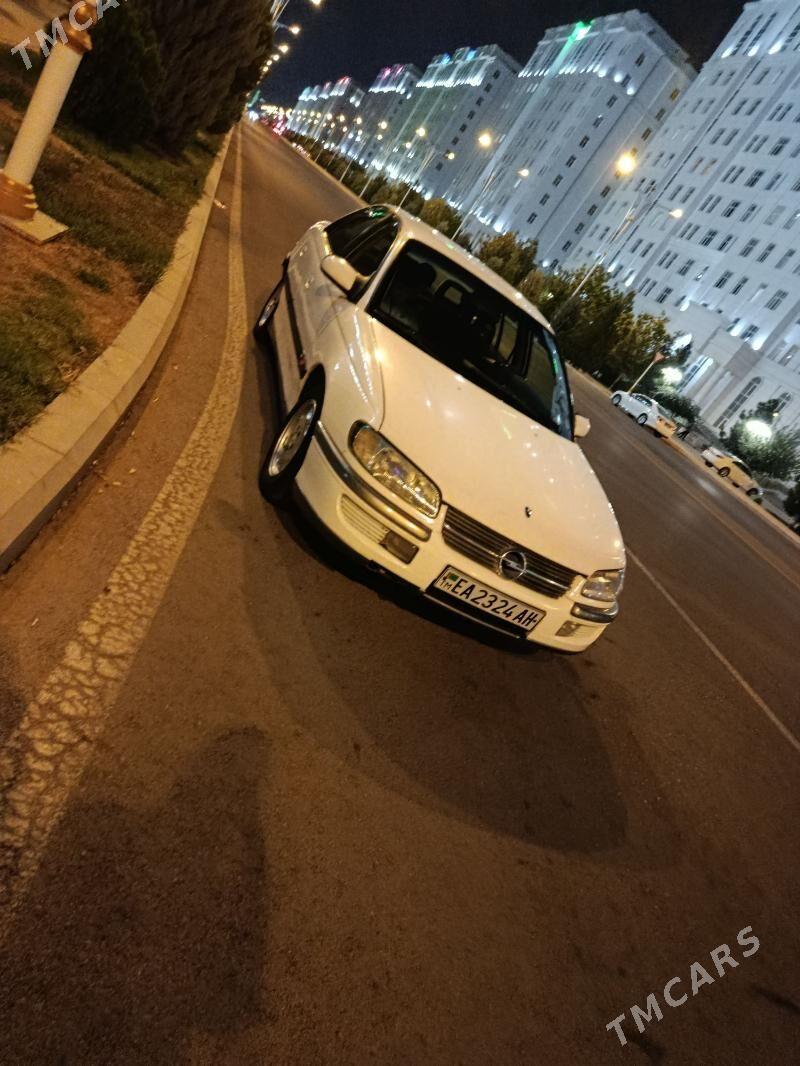 Opel Omega 1995 - 45 000 TMT - Бахарден - img 2