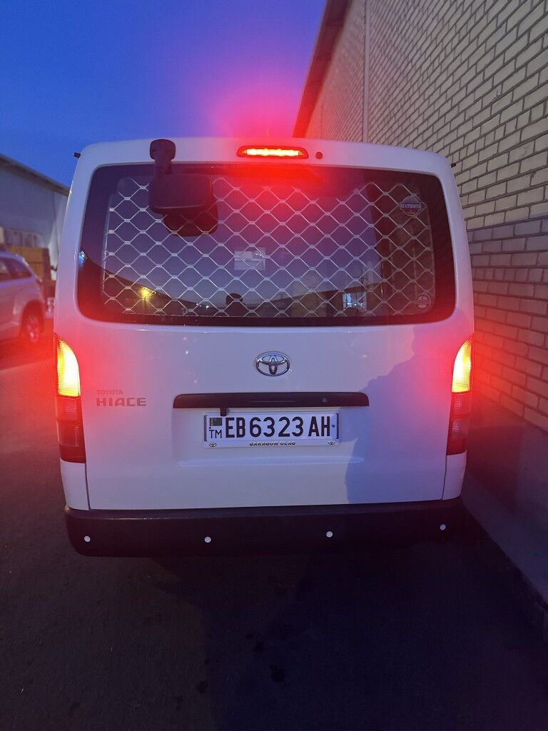 Toyota Hiace 2021 - 415 000 TMT - Мары - img 7