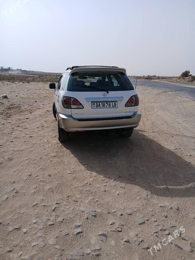 Lexus RX 300 2002 - 220 000 TMT - Kerki - img 2