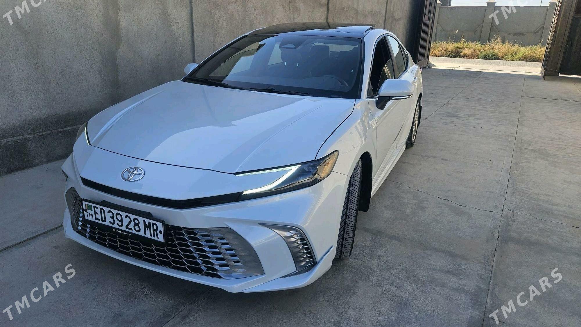 Toyota Camry 2025 - 560 000 TMT - Baýramaly - img 3