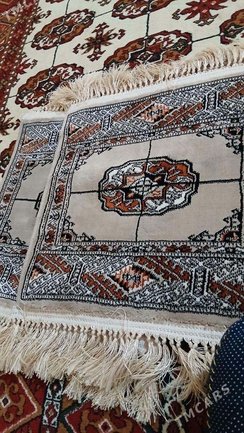 Коврик для машины. - Mary - img 1