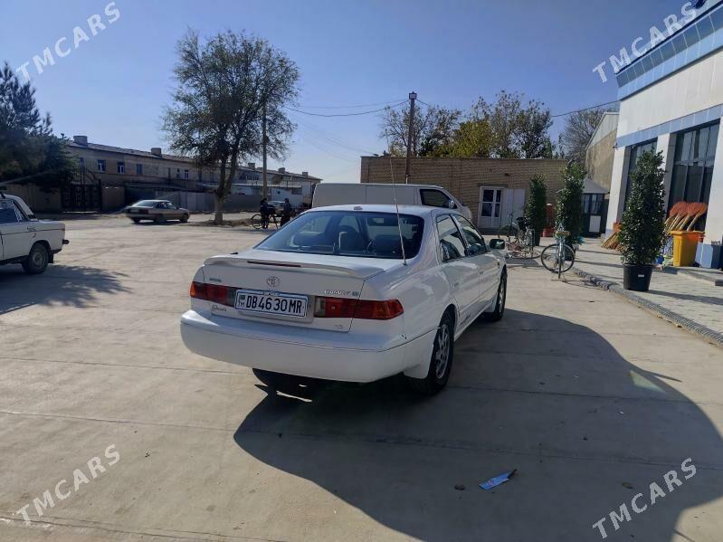 Toyota Camry 2001 - 175 000 TMT - Baýramaly - img 6