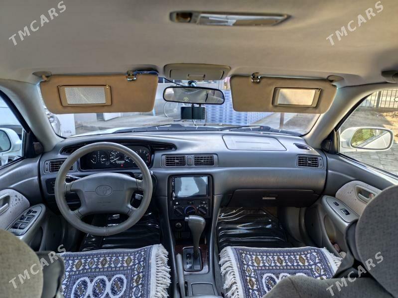 Toyota Camry 2001 - 175 000 TMT - Baýramaly - img 3