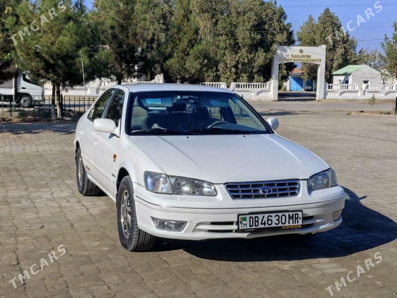 Toyota Camry 2001 - 175 000 TMT - Baýramaly - img 2