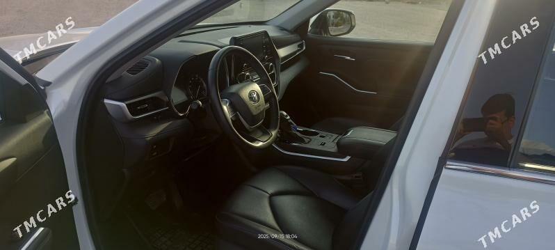 Toyota Highlander 2022 - 620 000 TMT - Ашхабад - img 7