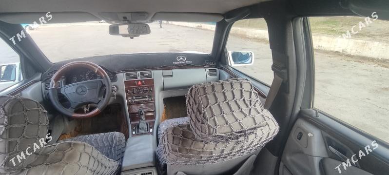 Mercedes-Benz E-Class 1997 - 70 000 TMT - Ашхабад - img 6