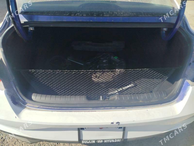 Hyundai Elantra 2021 - 200 000 TMT - Мары - img 5