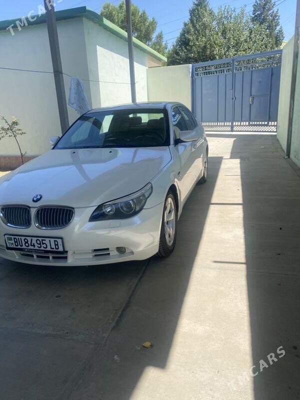 BMW E60 2007 - 165 000 TMT - Достлук - img 1