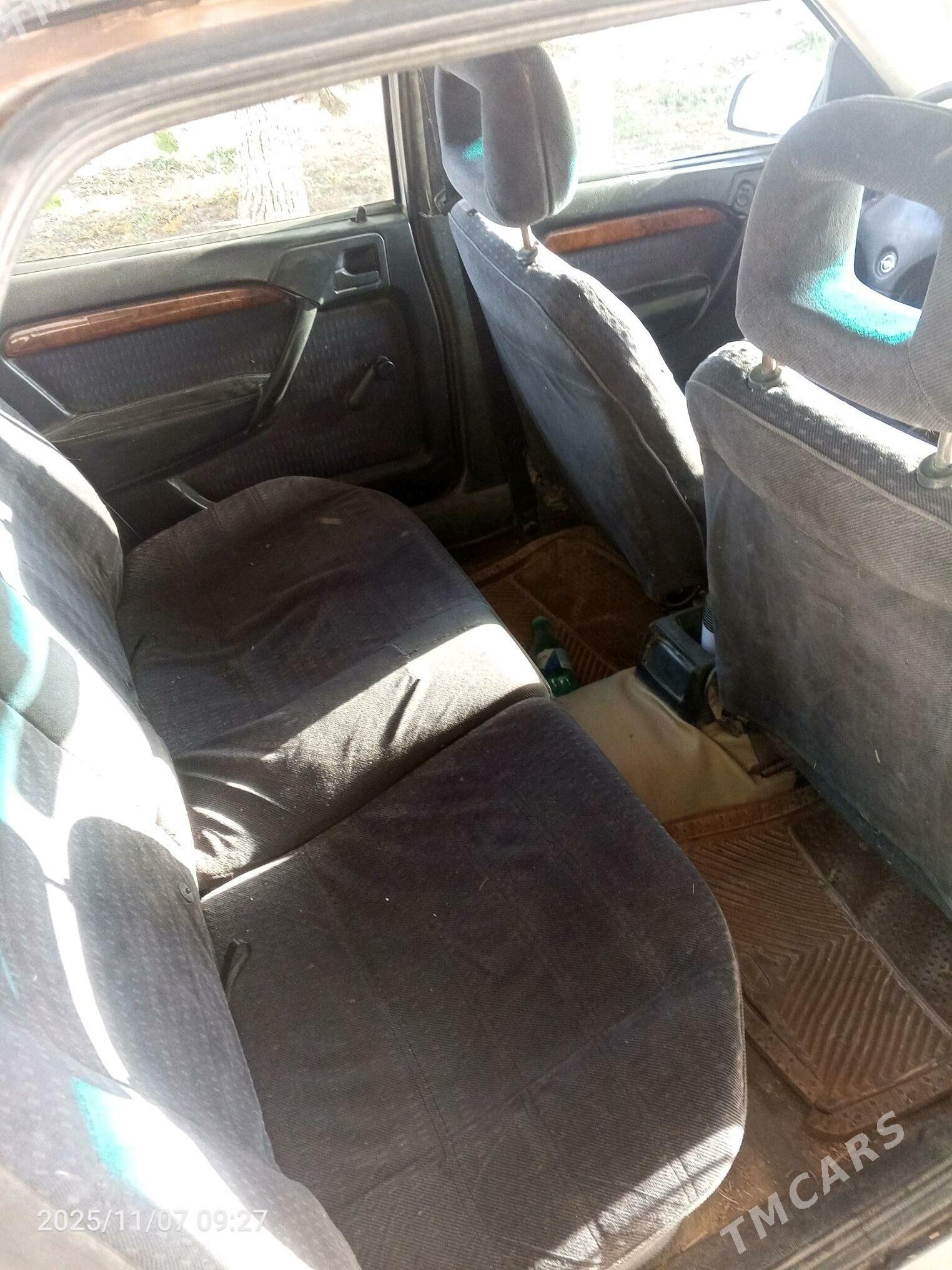 Opel Vectra 1992 - 30 000 TMT - Sarahs - img 3