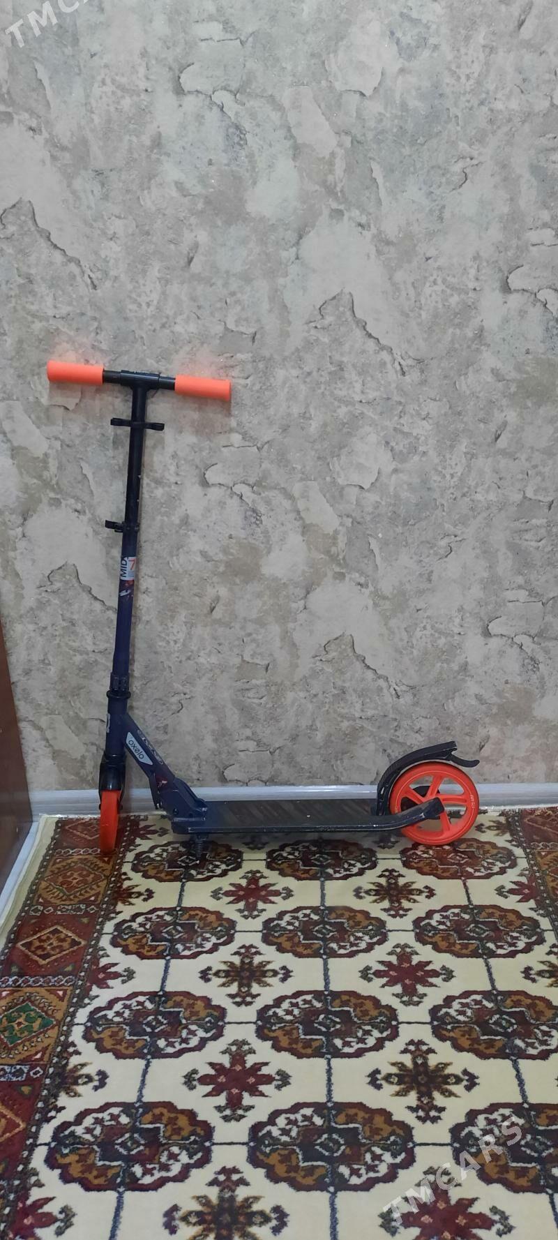 Samokat 300 - Гаудан "В" - img 2