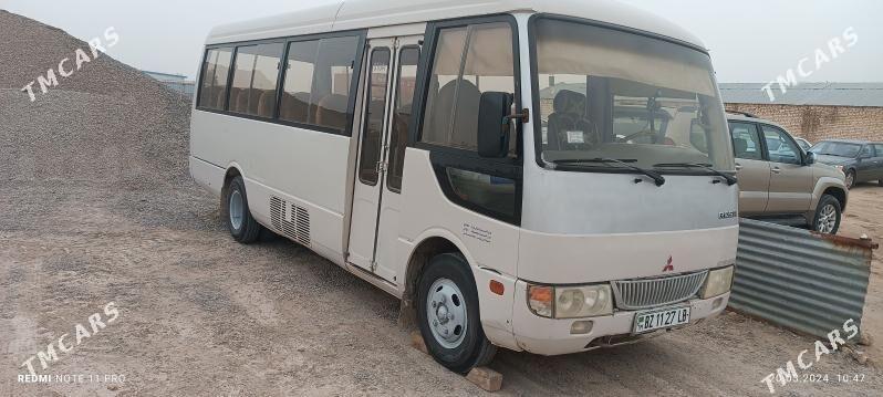 Mitsubishi Rosa 2004 - 250 000 TMT - Магданлы - img 3