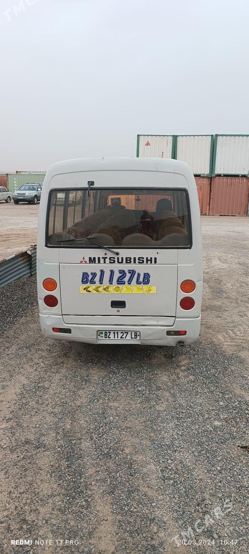 Mitsubishi Rosa 2004 - 250 000 TMT - Магданлы - img 2