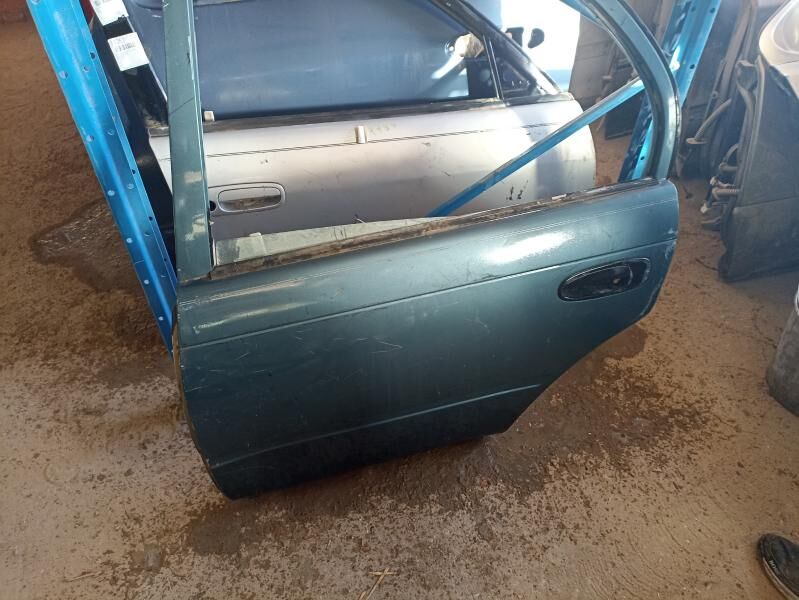 Corolla Cep yzky gapysy 1999 400 TMT - Анев - img 1