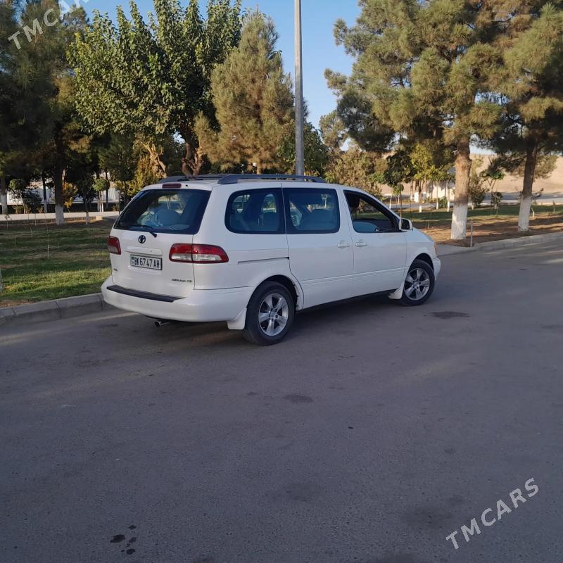Toyota Sienna 2002 - 150 000 TMT - Теджен - img 10