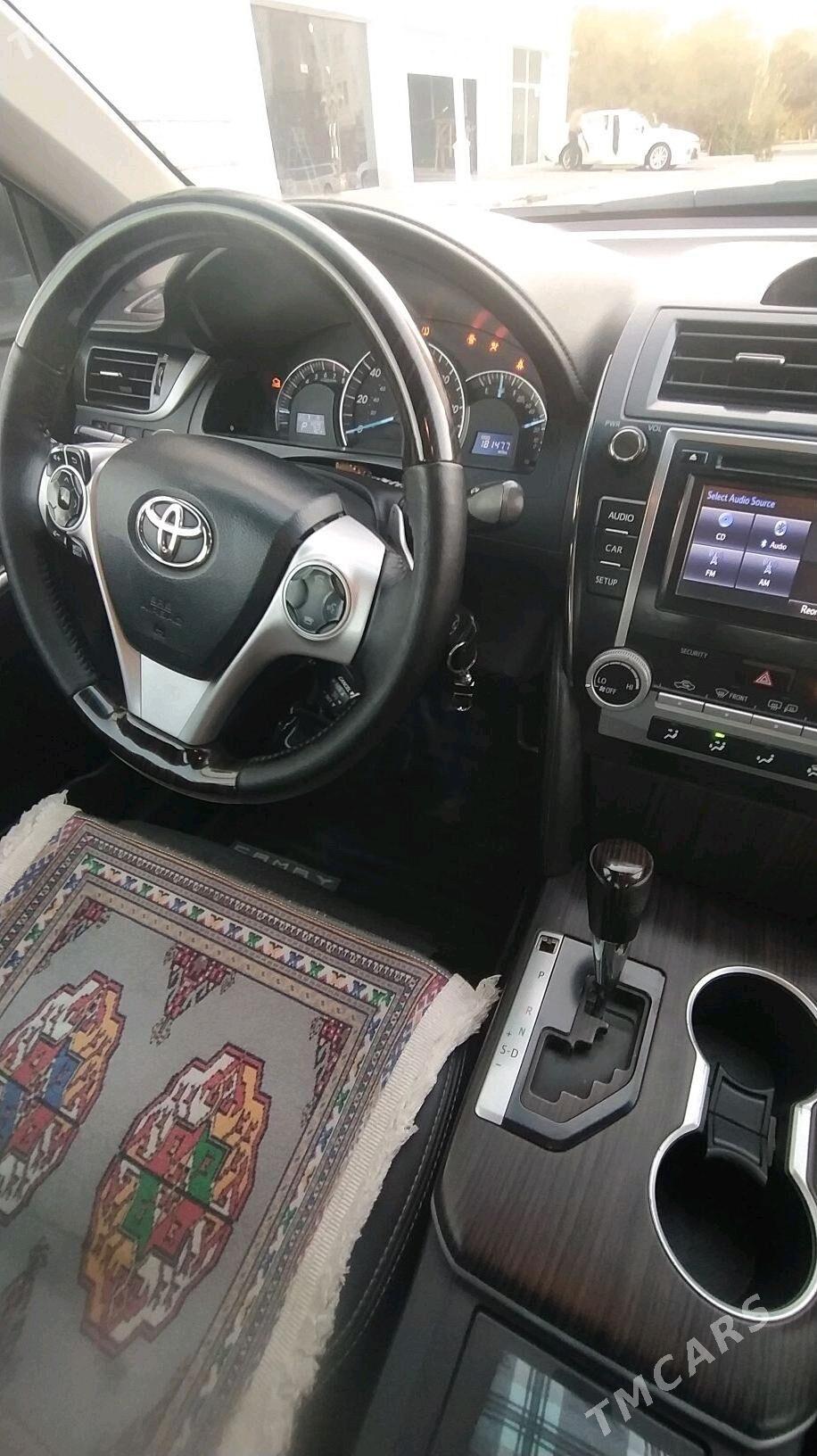 Toyota Camry 2014 - 230 000 TMT - Ашхабад - img 3