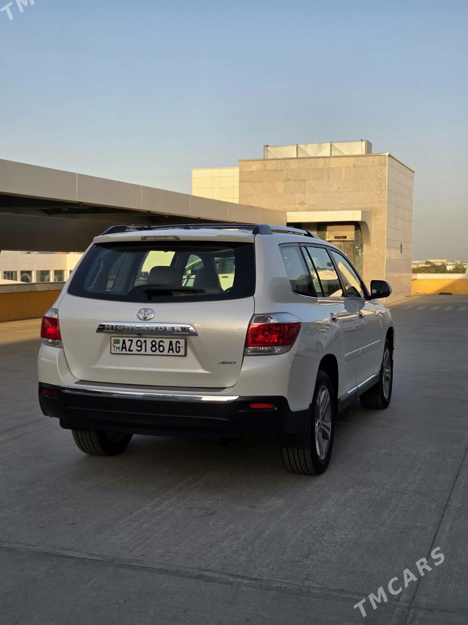 Toyota Highlander 2013 - 388 000 TMT - Aşgabat - img 5