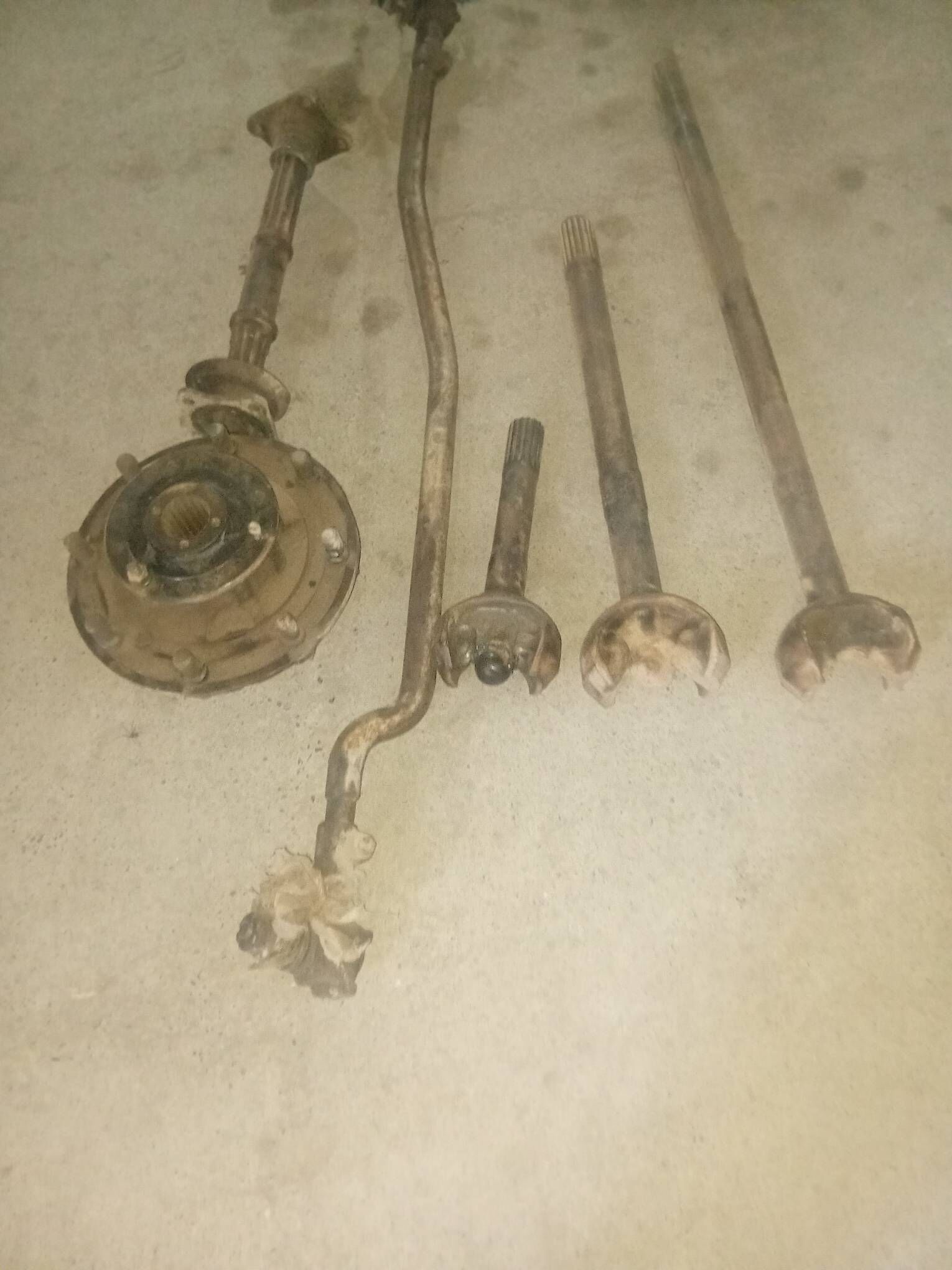 Polos,stupitsa. 1 000 TMT - Дашогуз - img 1