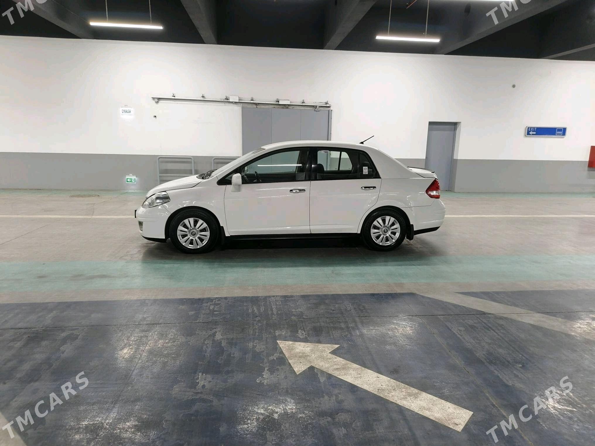 Nissan Versa 2009 - 133 000 TMT - Ашхабад - img 5
